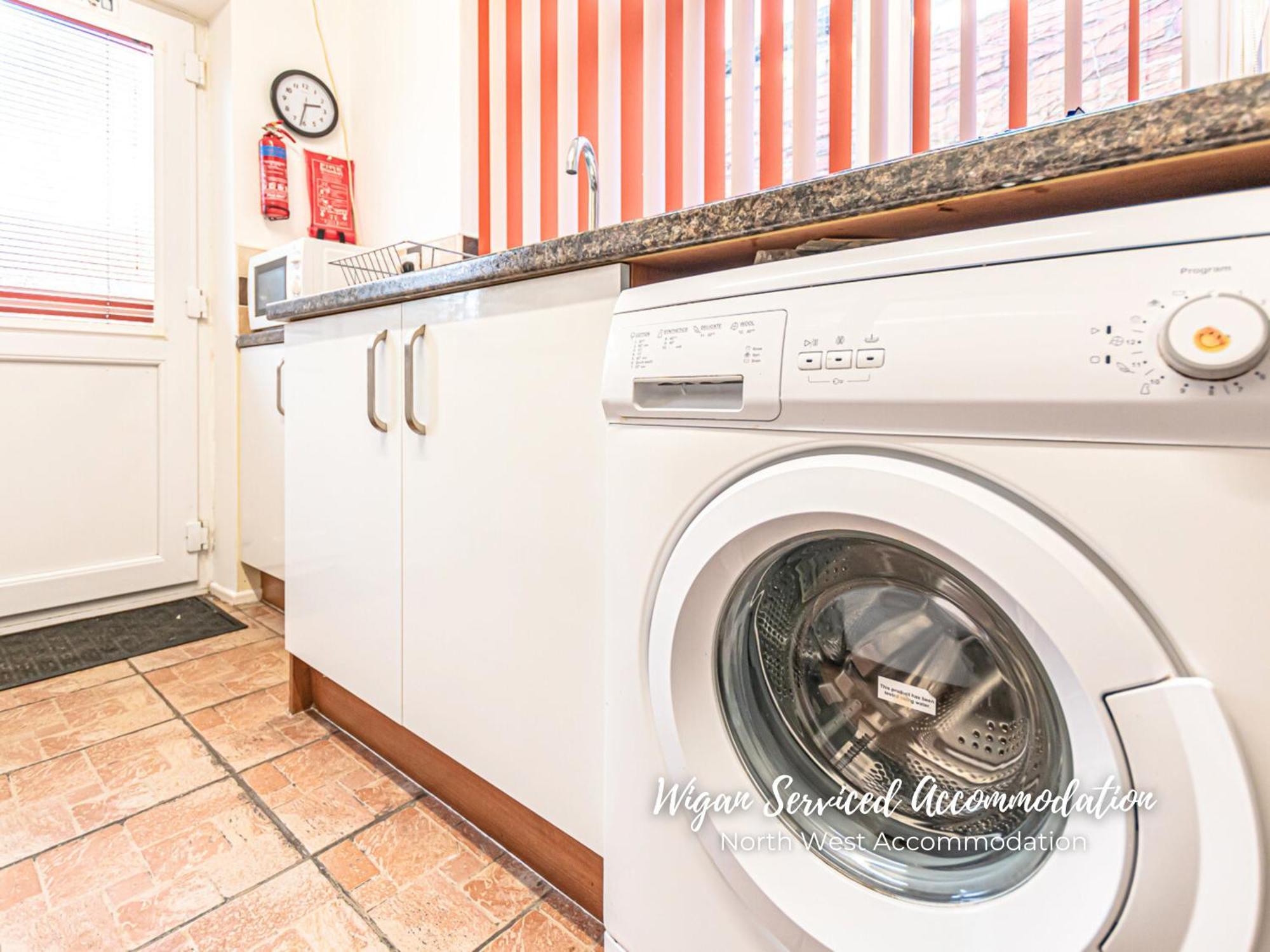 Wigan Serviced Accommodation エクステリア 写真