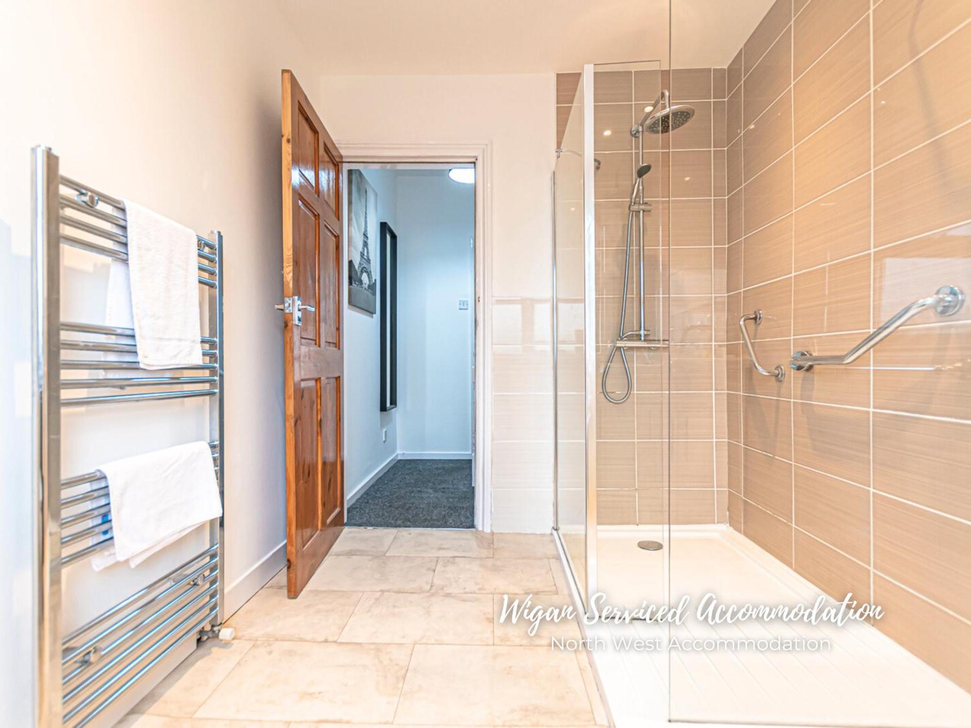 Wigan Serviced Accommodation エクステリア 写真