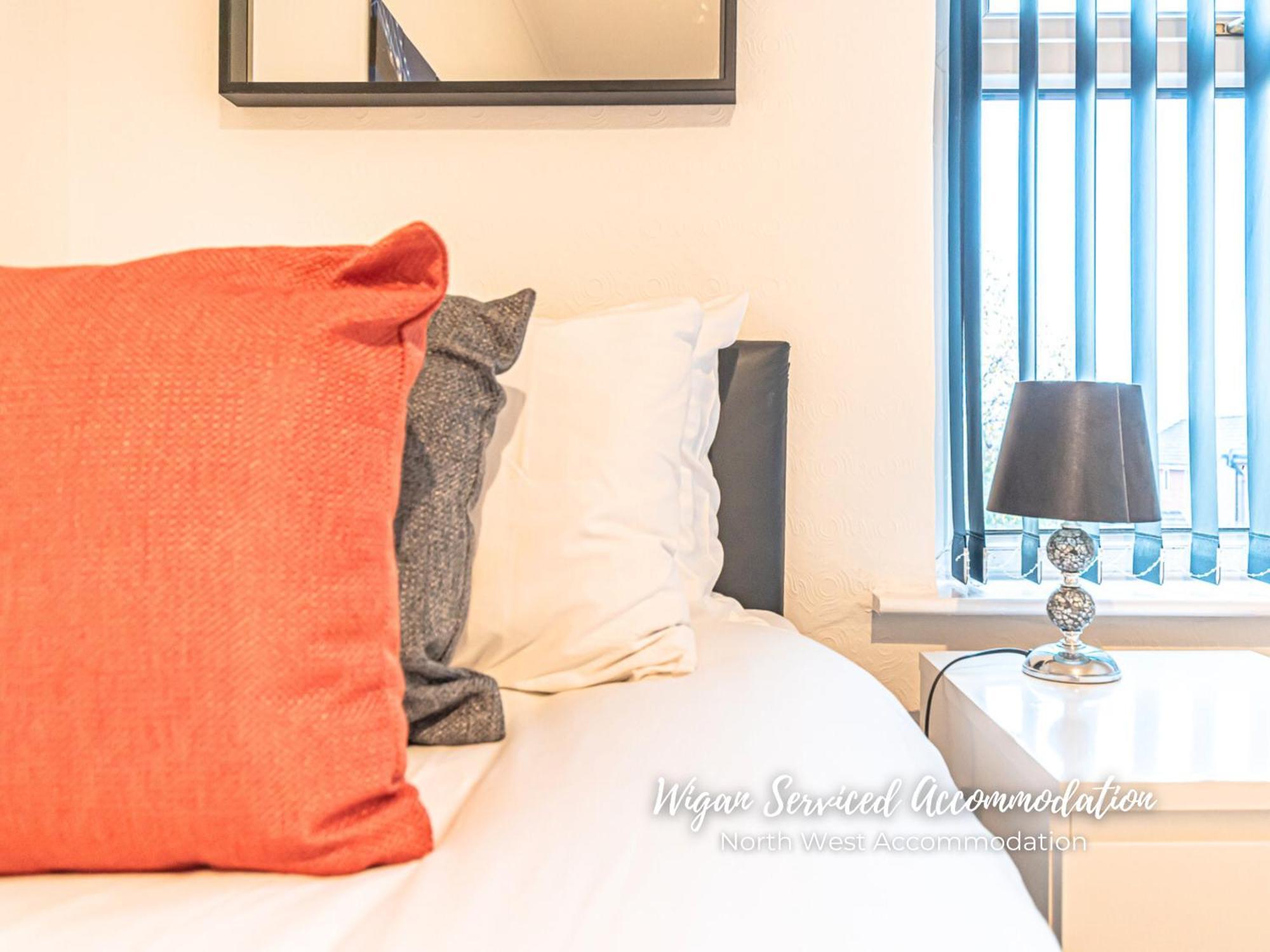 Wigan Serviced Accommodation エクステリア 写真